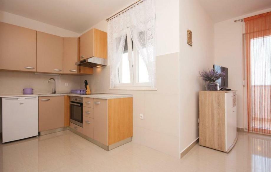 Apartmani Korenika Brodarica  Ngoại thất bức ảnh