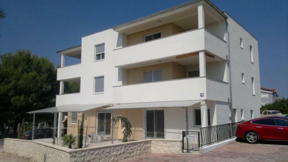 Apartmani Korenika Brodarica  Ngoại thất bức ảnh